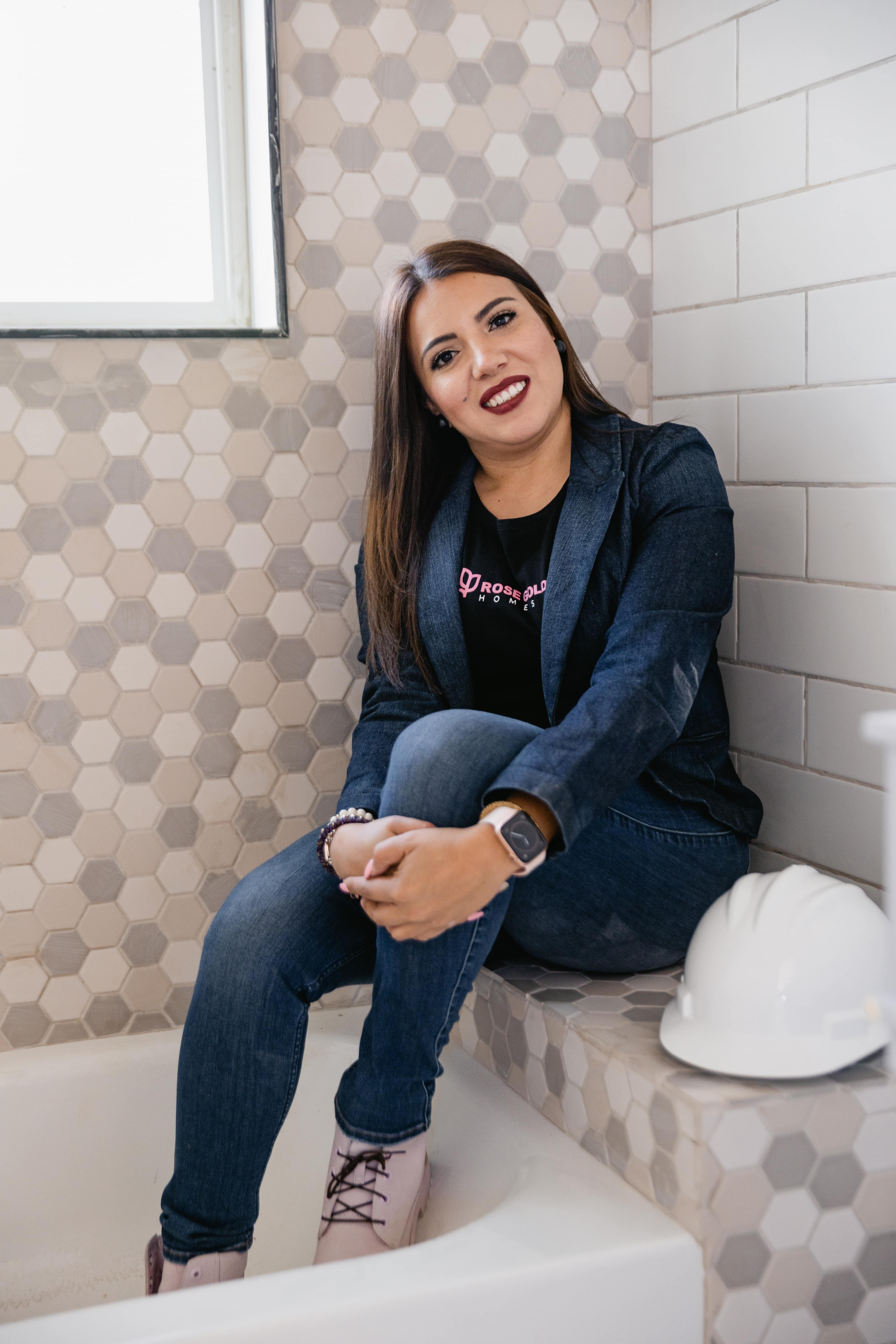 Nayeli Meza Rose Gold